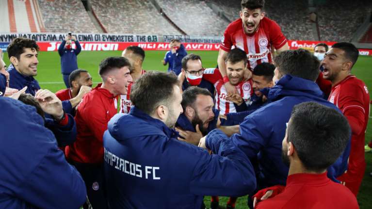 Ολυμπιακός - Παναθηναϊκός: Με τριάρα πήραν και τυπικά οι ερυθρόλευκοι το 46ο πρωτάθλημα