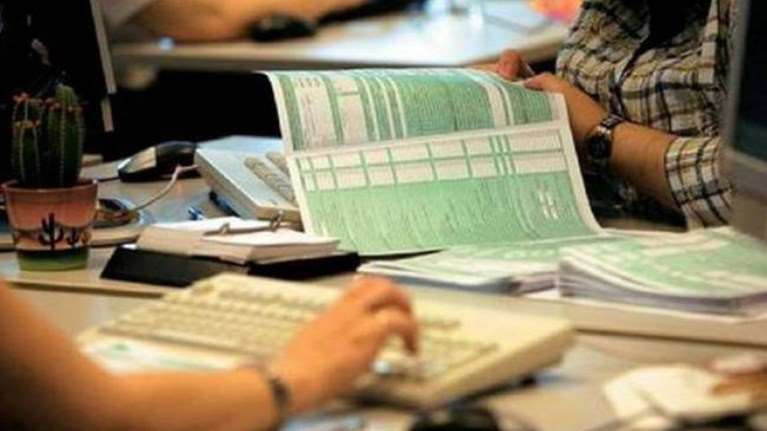 Φορολογικές δηλώσεις: Προς νέα παράταση - Ποιοι θα πληρώσουν διπλή δόση τον Αύγουστο