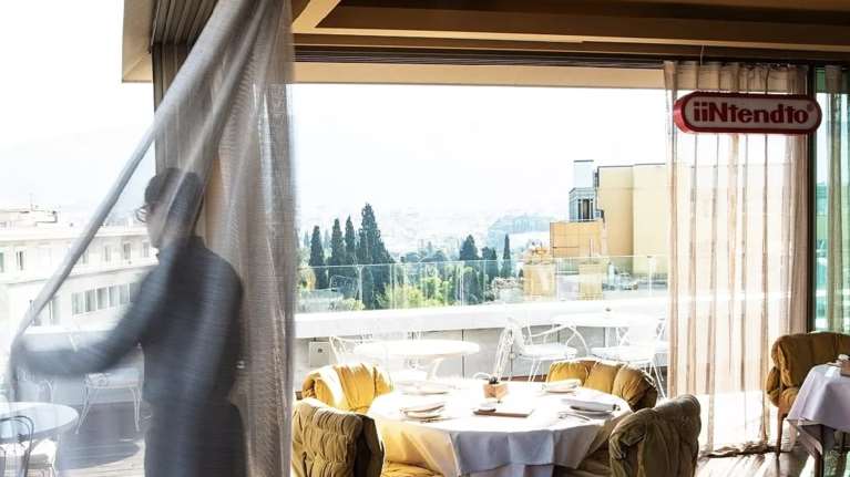 Λένε πως αυτό είναι το πιο designάτο και arty εστιατόριο της Αθήνας
