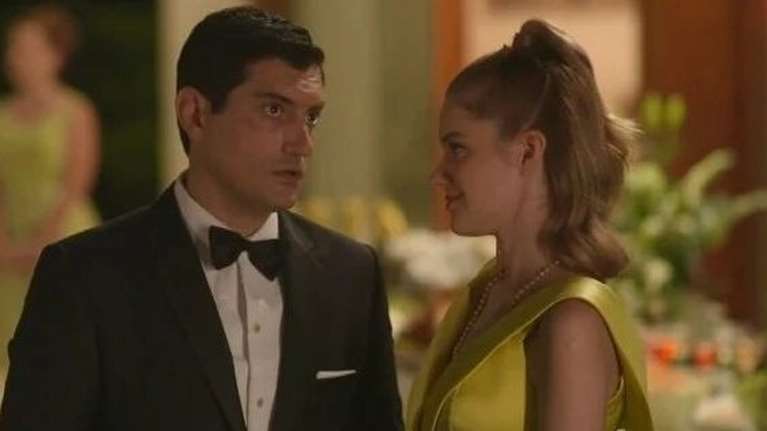 Νατάσα Εξηνταβελώνη: &quot;Που το ξέρετε εσείς με ποιους τα είχα εγώ; Το έχω επιβεβαιώσει εγώ ποτέ;&quot;