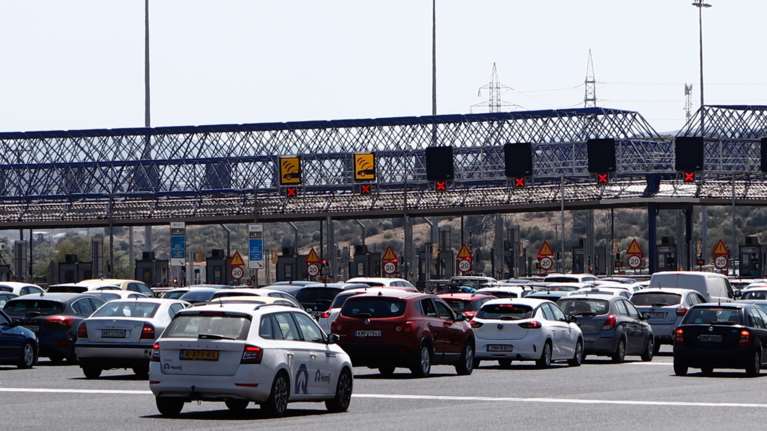 Αυξημένα μέτρα της Τροχαίας σε όλη την επικράτεια για τον εορτασμό της 28ης Οκτωβρίου