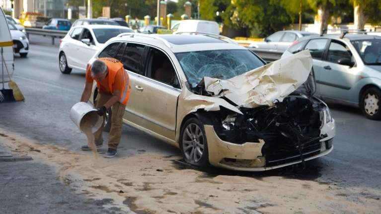 Αλιμος: Παράξενη η συμπεριφορά του 23χρονου ταξιτζή μετά το θανατηφόρο τροχαίο - &quot;Δεν είδα τίποτα, δεν ξέρω τι συνέβη&quot;