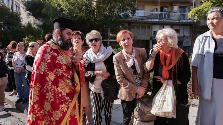 Τέλος οι λιτανείες: Απαγορεύθηκαν με ΚΥΑ σε όλα τα θρησκευτκά δόγματα