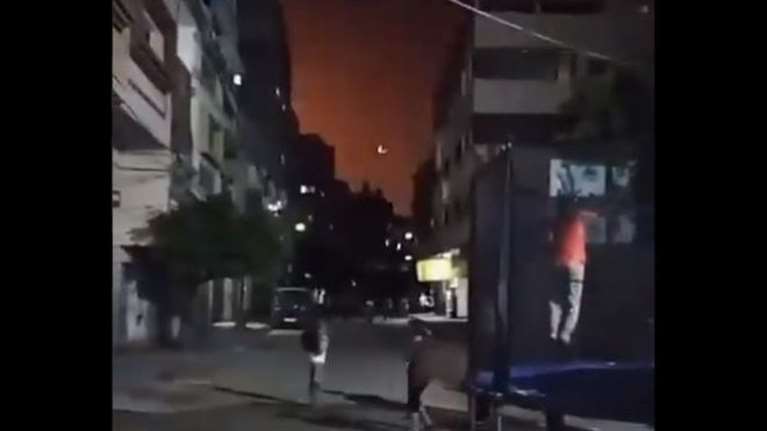 Τα παιδιά του πολέμου στην Παλαιστίνη: Κάνουν τραμπολίνο την ώρα των βομβαρδισμών [βίντεο]