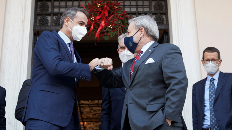 Συνάντηση Μητσοτάκη με τον Υπουργό Ενέργειας των ΗΠΑ στο Μαξίμου - Τι συζήτησαν