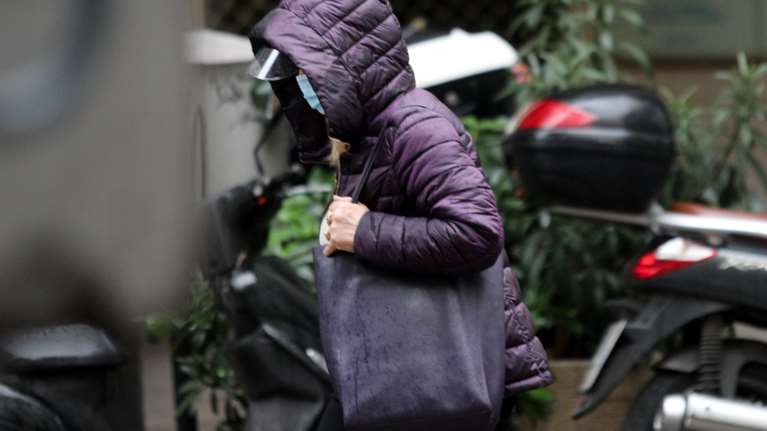 Καιρός: Κατακόρυφη πτώση της θερμοκρασίας και ισχυροί άνεμοι σήμερα