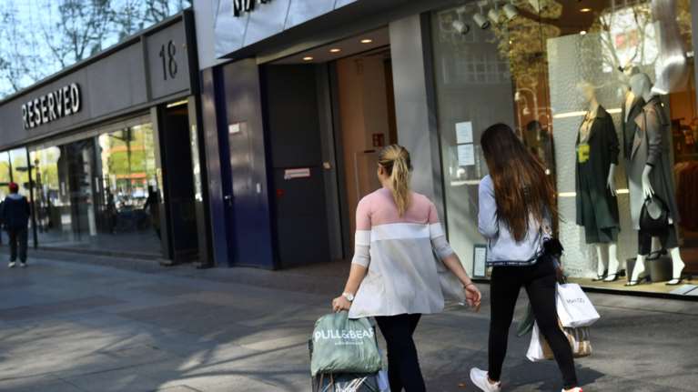 Γερμανία: Λοιμωξιολόγοι φοβούνται δεύτερο χειρότερο κύμα λόγω της πρώιμης χαλάρωσης των περιορισμών