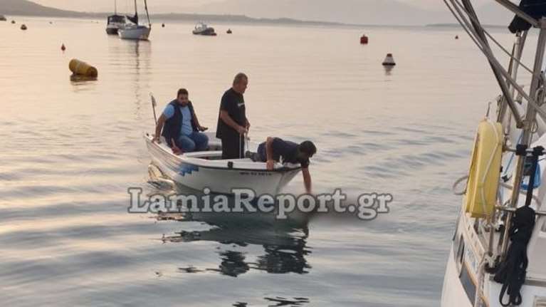 Τραγωδία στη Φθιώτιδα: Γυναίκα έπεσε στο λιμάνι στις Ράχες και πνίγηκε