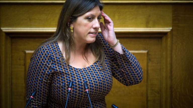 Ζωή Κωνσταντοπούλου: "Αντί να συλλάβουν τον Ξυλούρη, μου επιτέθηκαν πως έκανα σεξιστική επίθεση στην Συρεγγέλα"