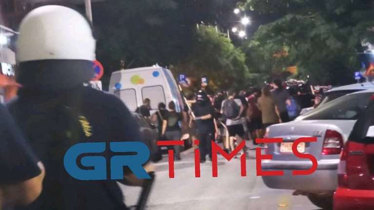 Ένταση σε πορεία στη Θεσσαλονίκη:  Σε εξέλιξη κινητοποίηση για την κατάληψη της Terra Incognita