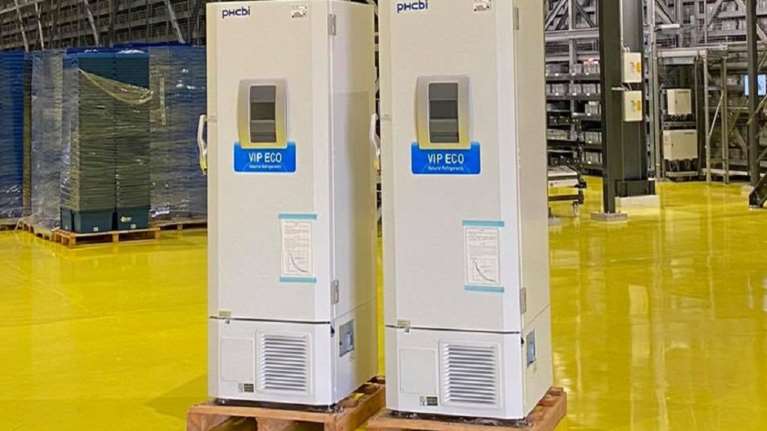 Κέντρο Διανομής Εμβολίων Ωραιoκάστρου: 6.000 τ.μ. χτίστηκαν σε ενάμιση χρόνο [εικόνες-βίντεο]