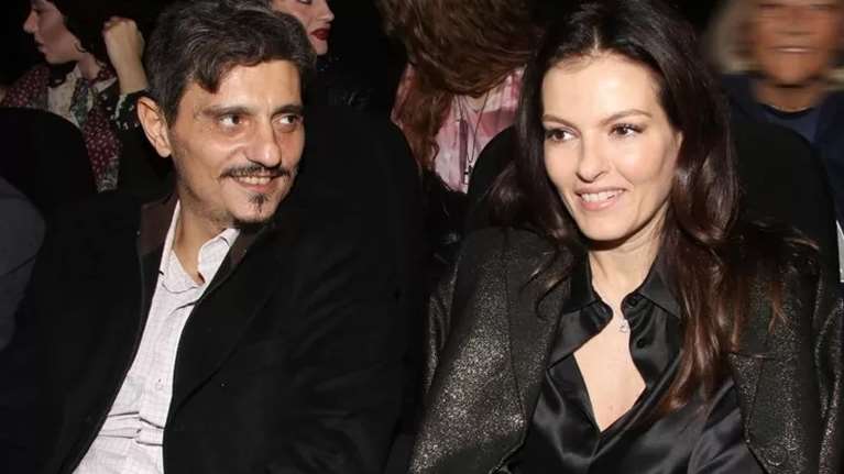 Ιωάννα Μαροσούλη: Η σύζυγος του Δημήτρη Γιαννακόπουλου απλή και κομψή στο γήπεδο