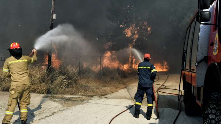 Πυρκαγιές: Ανακλήθηκαν οι άδειες στο Πυροσβεστικό Σώμα