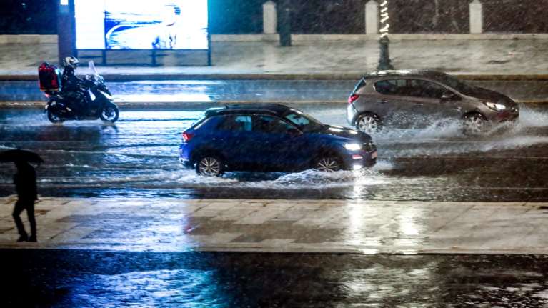 Αστεροσκοπείο: Στην Πελοπόννησο τα μεγαλύτερα ύψη βροχής - Τα ισχυρότερα φαινόμενα στα δυτικά της Αττικής