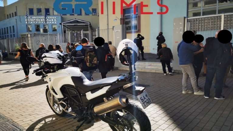 Θεσσαλονίκη: Τηλεφώνημα-φάρσα για βόμβα σε σχολείο - Συνελήφθησαν δύο μαθητές