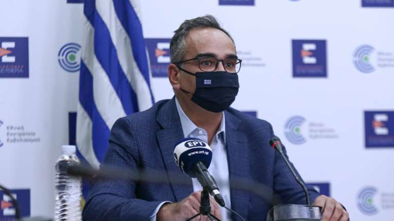 Κοντοζαμάνης σε ανεμβολίαστους υγειονομικούς: Η προθεσμία εκπνέει - Ο νόμος θα εφαρμοστεί