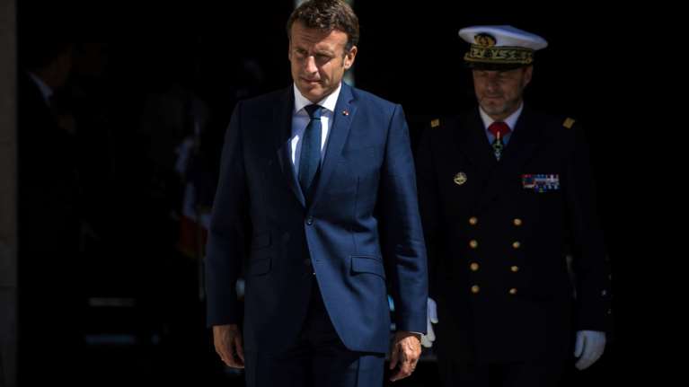 Γαλλία: Όχι της Εθνοσυνέλευσης στην πρόταση μομφής κατά του Μακρόν - &quot;Χαμένος κοινοβουλευτικός χρόνος&quot;