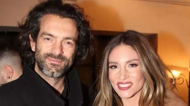 Αθηνά Οικονομάκου: &quot;Διαλύονται για πλάκα οι σχέσεις - Δουλεύουμε πολύ με τον σύζυγό μου για να εξελίξουμε τη σχέση μας&quot;