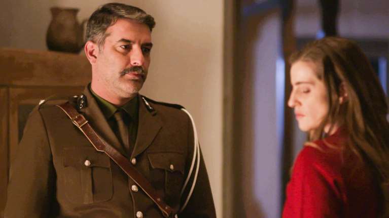 Άγριες Μέλισσες: Ο Βόσκαρης παίζει το τελευταίο του χαρτί για να αποτελειώσει την Ελένη