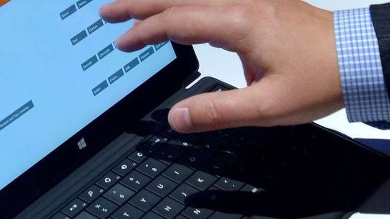 Ήρθαν για να μείνουν οι &quot;κλειδωμένες&quot; δηλώσεις σε εισόδημα, ΦΠΑ και Ε9 - Τι αλλάζει για τους φορολογούμενους.