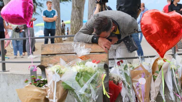 Προφυλακίστηκε ο δράστης του μακελειού στην Ανεσί - Θύματα παιδιά δύο και τριών ετών