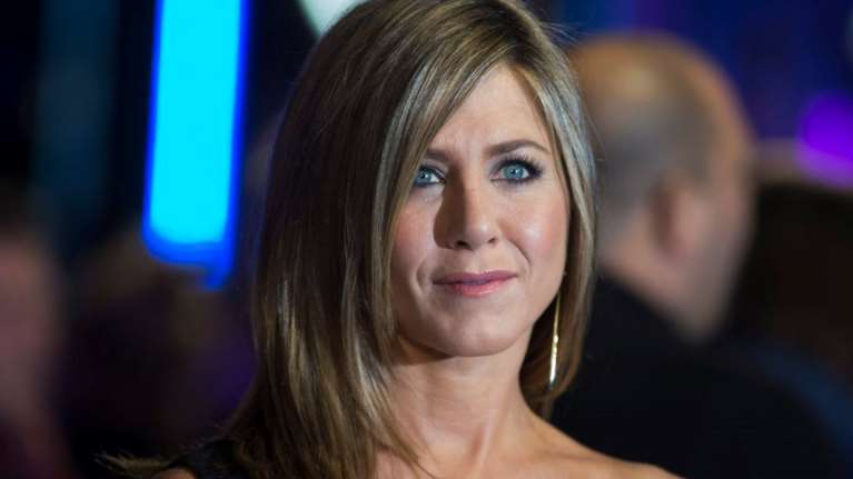 20 άκομψες ερωτήσεις που τίθενται στην Τζένιφερ Άνιστον και στοχοποιούν εκατομμύρια γυναίκες