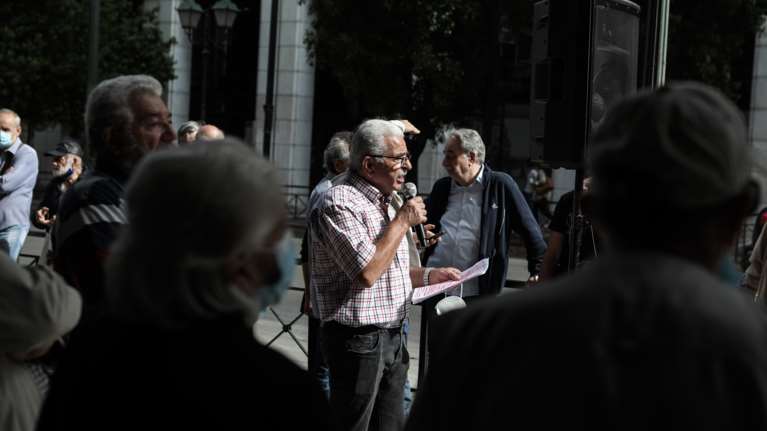 Ποιοι μπορούν να πάρουν σύνταξη πάνω από το 70% του μισθού