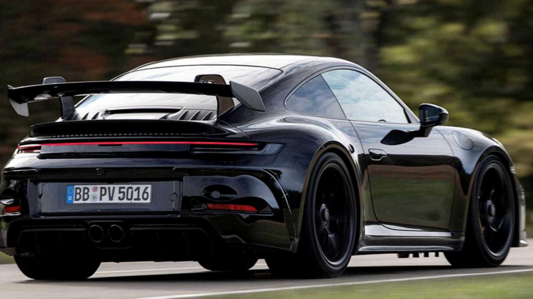 Πρώτη επίσημη γεύση από τη νέα Porsche 911 GT3