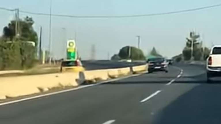 Κοζάνη: Αυτοκίνητο πήγαινε ανάποδα στην εθνική οδό [βίντεο]