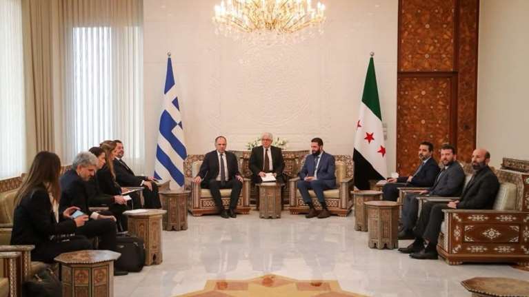 Γεραπετρίτης και Αλ Σάρα για την επόμενη μέρα στη Συρία: "Οι νέοι θεσμοί να είναι συμβατοί με το Διεθνές Δίκαιο"