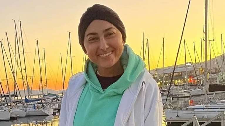 Συγκλονίζει η Ρεγγίνα Μακέδου για τη μάχη της με τη λευχαιμία: Ζω χάρη σε έναν άγνωστο [βίντεο]