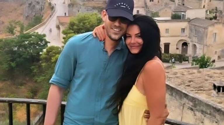 Η Μαρία Κορινθίου ανάρτησε την πρώτη της φωτογραφία με τον σύντροφό της, Γιώργο Καραθανάση