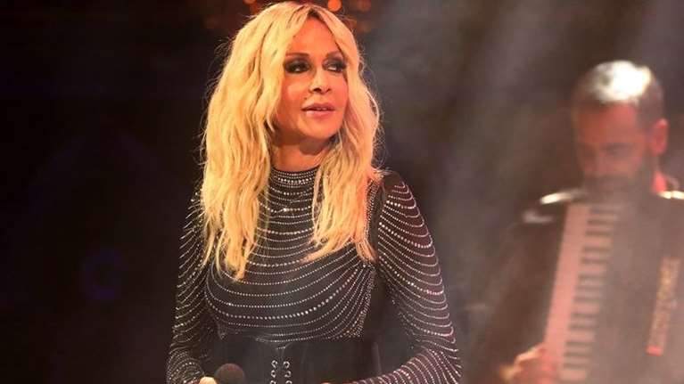 Η Άννα Βίσση αναπολεί το παρελθόν με μία ασπρόμαυρη φωτογραφία "Μου λείπει αυτό το κορίτσι"