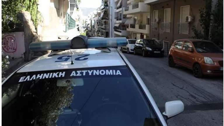 Μυστήριο με τον θάνατο 55χρονης στον Βόλο: Βρέθηκε με το εσώρουχο και μια τούφα τρίχες στο χέρι