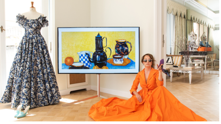 &quot;Masterpieces Belong Together&quot;: Τι κοινό έχει το ατελιέ του Βασίλη Ζούλια με την LG Gallery OLED ΤV;