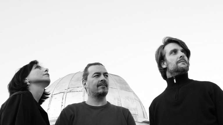 Σαπφώ καταστερωμένη: Ενα μουσικό αστροφυσικό ταξίδι στις άκριες των σπηλαίων των Νυμφών