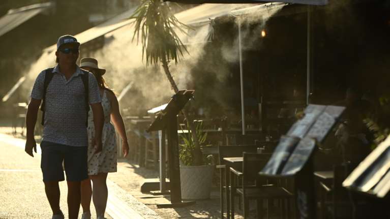 Καιρός: Καλοκαιρινές θερμοκρασίες και μποφόρ - Πού θα φτάσει ο υδράργυρος 36 βαθμούς