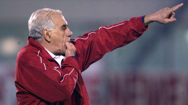 Νίκος Αλέφαντος: Οι πιο δυνατές στιγμές του &quot;άρχοντα της μπάλας&quot; που ήταν μια ζωή παλικάρι [Βίντεο]