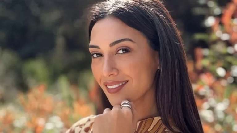 Ευγενία Σαμαρά: Τα &quot;marshmallow nails&quot; της είναι η πιο κομψή πρόταση στο μανικιούρ τώρα