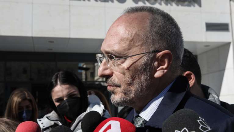 Βλάχος κατά Κούγια και Λιγνάδη: Ανόητες κινήσεις για να γίνει σόου - σαπουνόπερα η δίκη