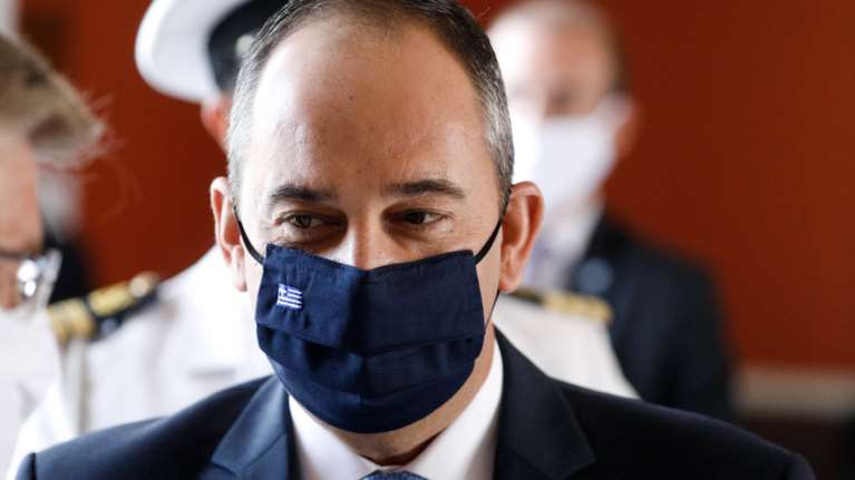 Αρνητικός στον κορονοϊό ο Γιάννης Πλακιωτάκης