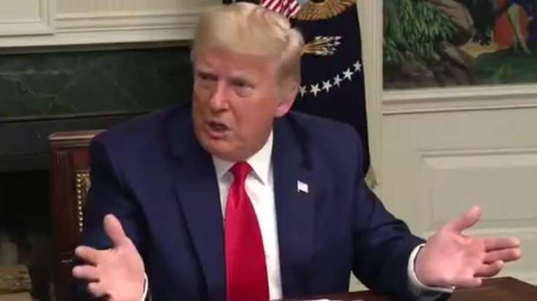 ΗΠΑ: Ο Τραμπ απέρριψε σχέδιο για τόνωση της οικονομίας εν μέσω κορονοϊού