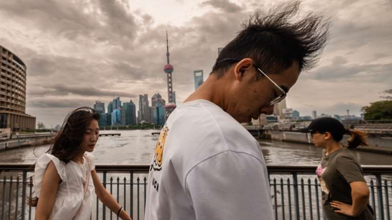 Γιατί ο Τραμπ κατηγορεί την Κίνα ότι ευθύνεται για τους θανάτους Αμερικανών από το ναρκωτικό &quot;φαιντανύλη&quot; και επιβάλλει δασμούς