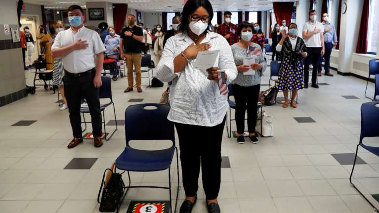 Σπέρνει θάνατο ο κορονοϊός στην Καλιφόρνια: 159 νεκροί σε 24 ώρες - Ξανά πάνω από 1.000 στις ΗΠΑ