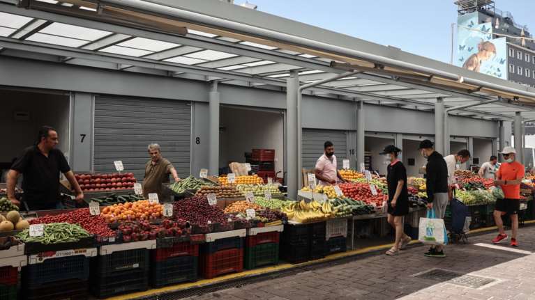 Βαρβάκειος: Άλλαξε όψη η ιστορική υπαίθρια αγορά της Αθήνας - Ολες οι αλλαγές [Εικόνες]