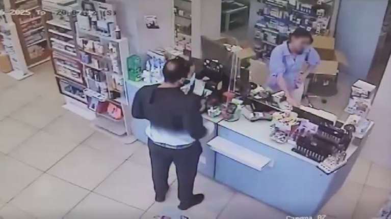 Βίντεο ντοκουμέντα από τη δράση του ληστή των Νοτίων Προαστίων - Πώς έφτασαν στη σύλληψή του οι αρχές