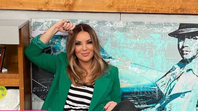 Η Ναταλία Γερμανού με το μπουφάν που μπορείς να φορέσεις και βράδυ