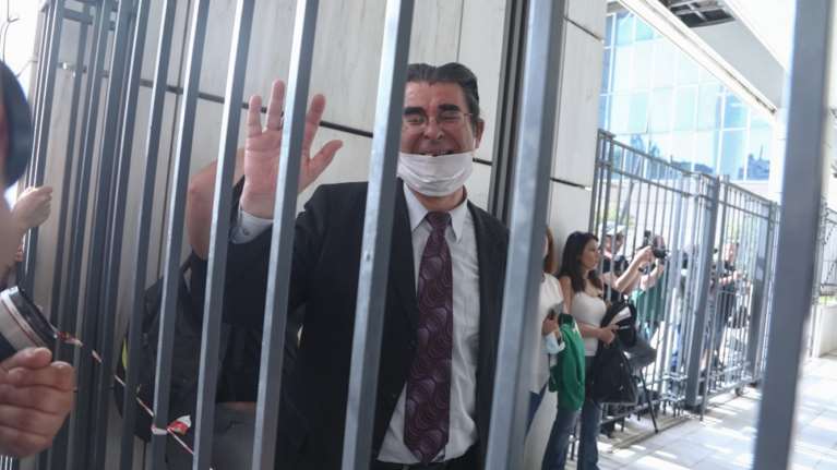 Συγκλονίζει ο πατέρας της Τοπαλούδη για τη Φολέγανδρο: Να γίνουμε καλύτεροι γονείς για μην υπάρξει άλλη Ελένη και Γαρυφαλλιά