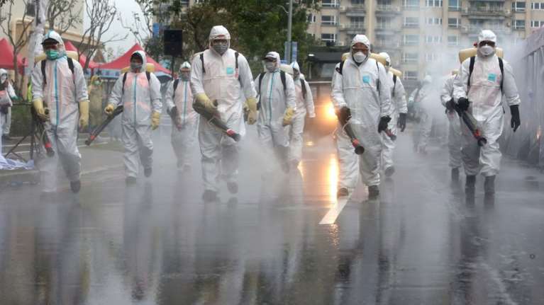 Daily Mail - Αποκαλυπτική έκθεση: Η θεωρία της διαρροής του ιού από εργαστήριο στην Ουχάν πρέπει να ληφθεί σοβαρά υπόψη