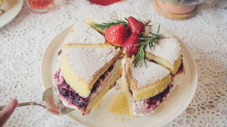 Εορτολόγιο: Τα ονόματα που γιορτάζουν σήμερα, Τρίτη 7 Φεβρουαρίου